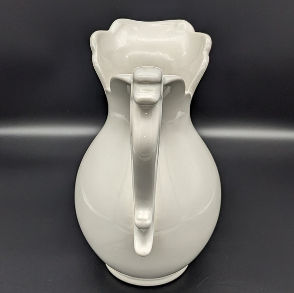 Vintage Haeger MCM White Pottery Pitcher - Picture 2 of 6